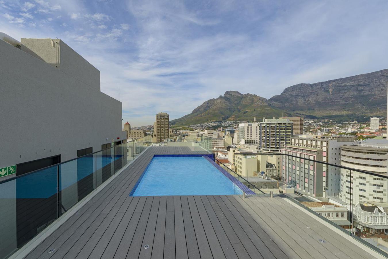Urban Comfort At 1 Bed In City Centre With Pool Cape Town Dış mekan fotoğraf
