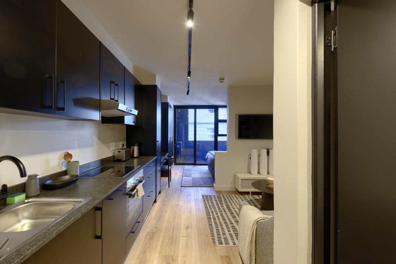 Urban Comfort At 1 Bed In City Centre With Pool Cape Town Dış mekan fotoğraf